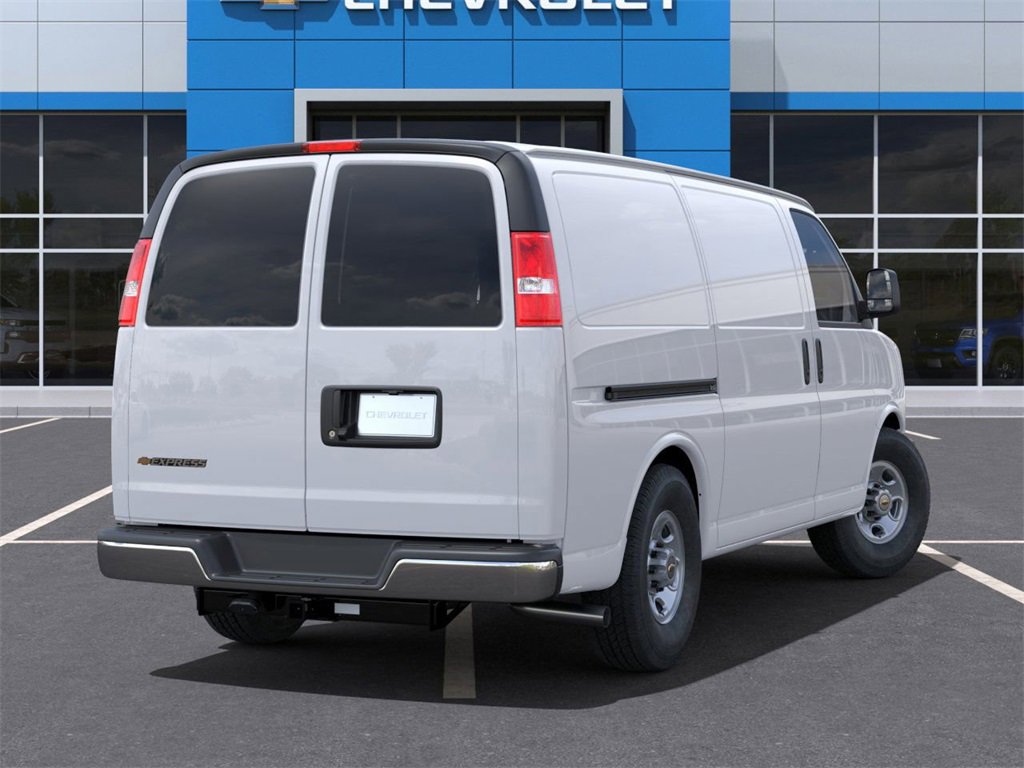 2025 Chevrolet Express Cargo 2500 photo 4
