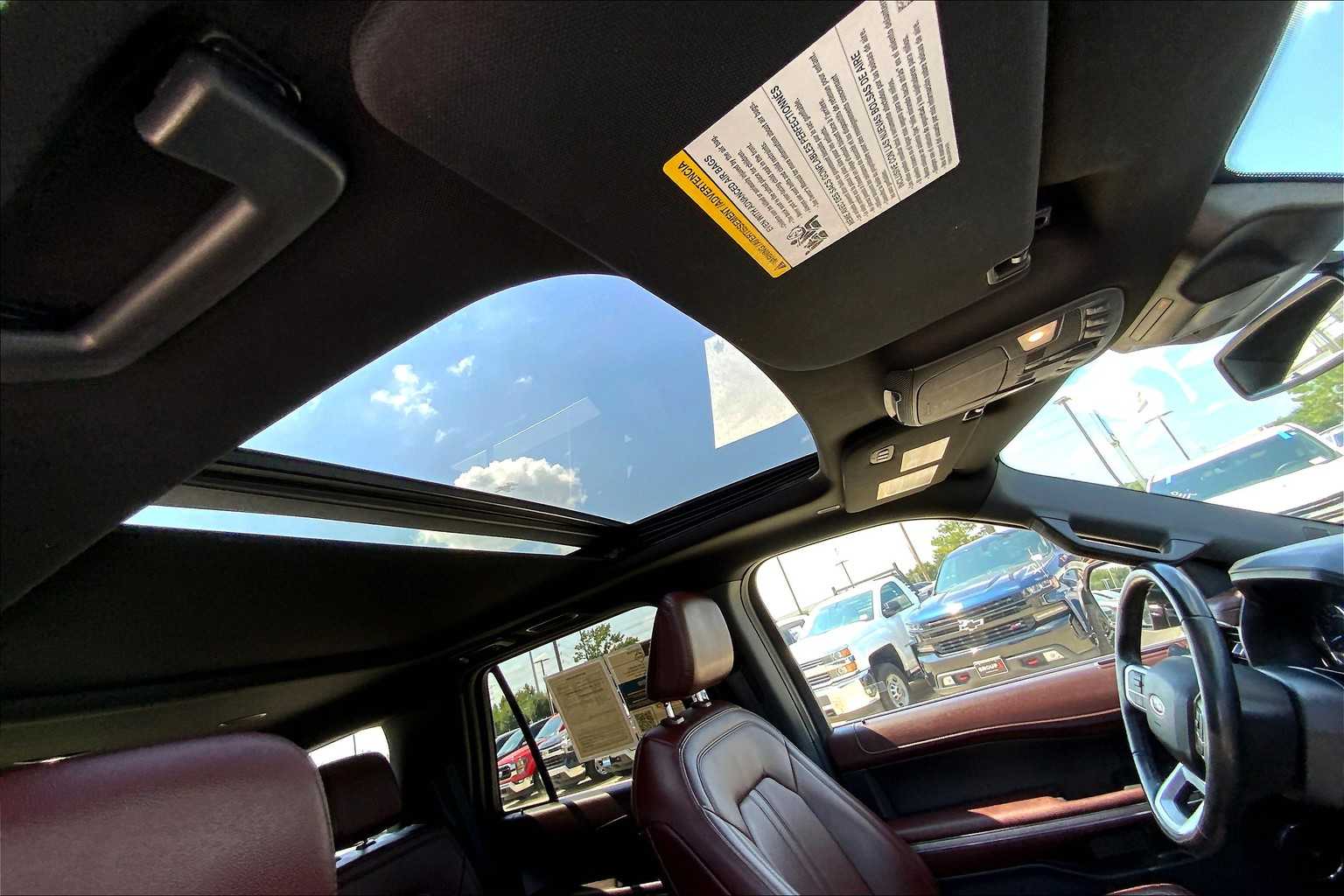 2023 Ford Expedition Limited photo 13
