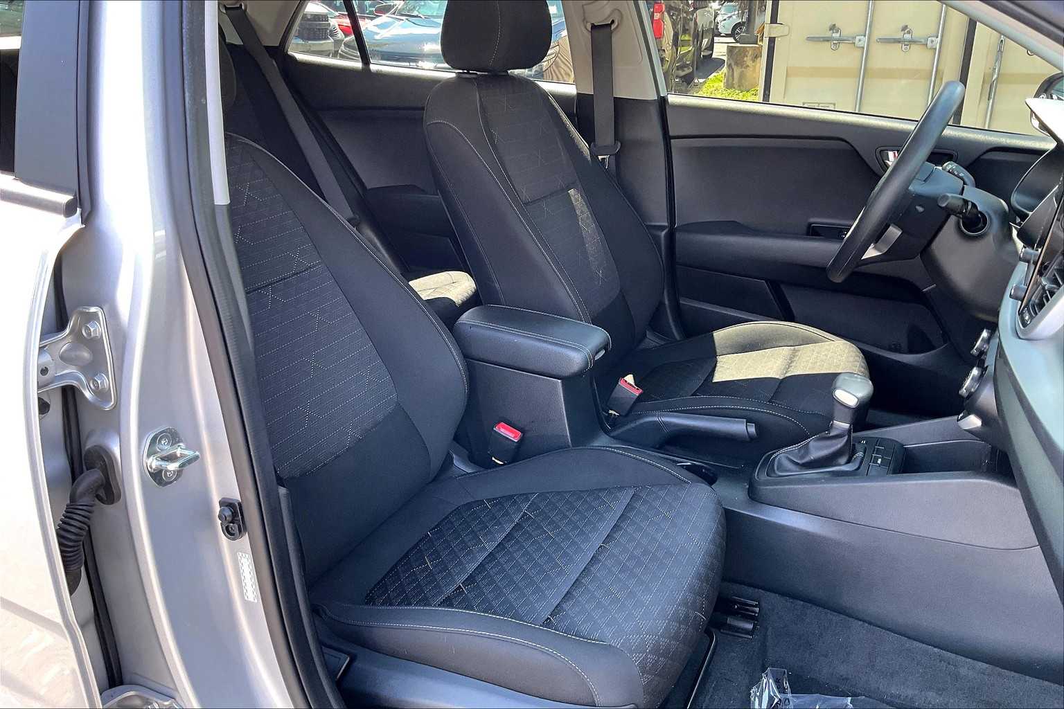 2023 Kia Rio S photo 7