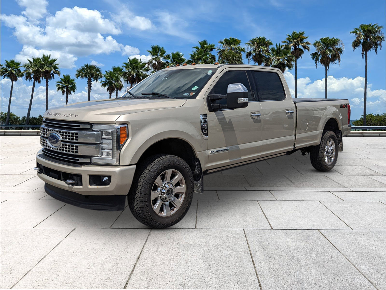 2017 Ford F-350 Platinum photo 3