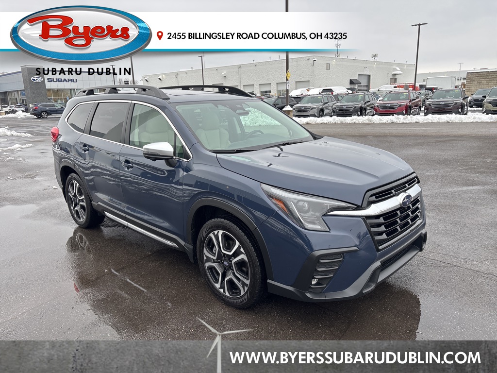 2023 Subaru Ascent Limited's photo