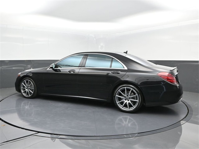 2018 Mercedes Benz S 560 photo 3
