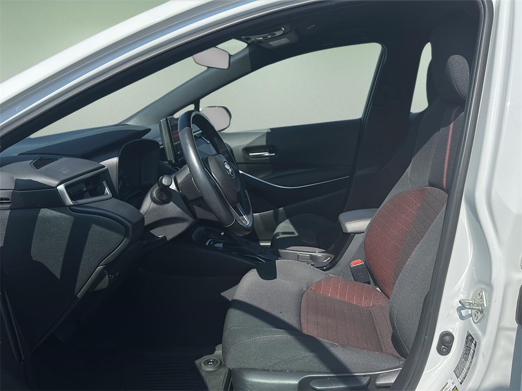 2023 Toyota Corolla SE photo 3