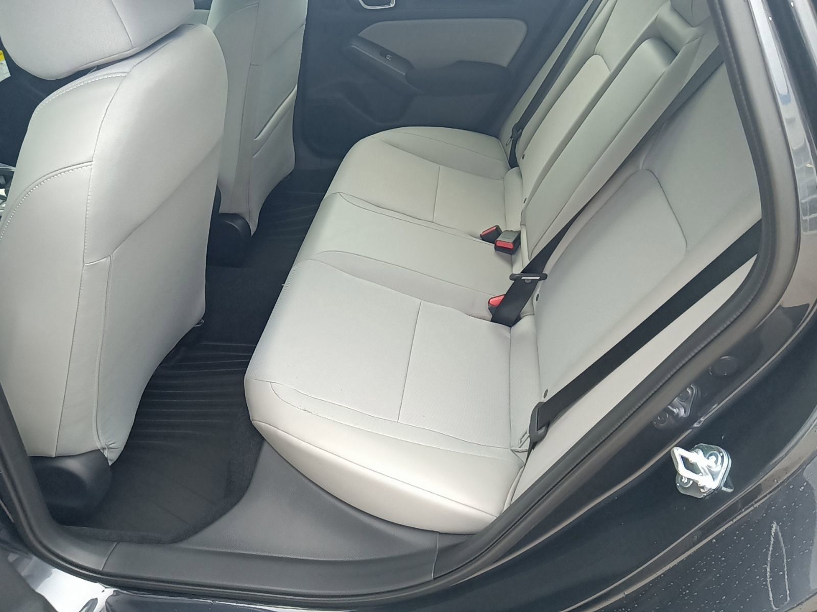 2025 Honda Civic Hatchback Hybrid Sport photo 14