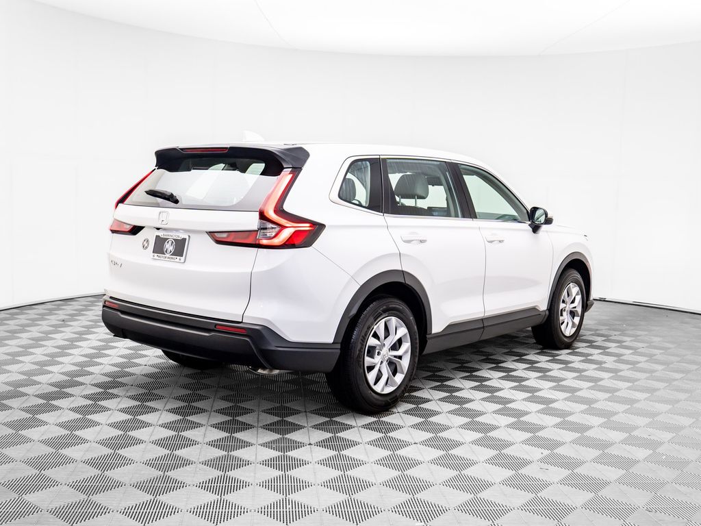 2023 Honda CR-V LX photo 5