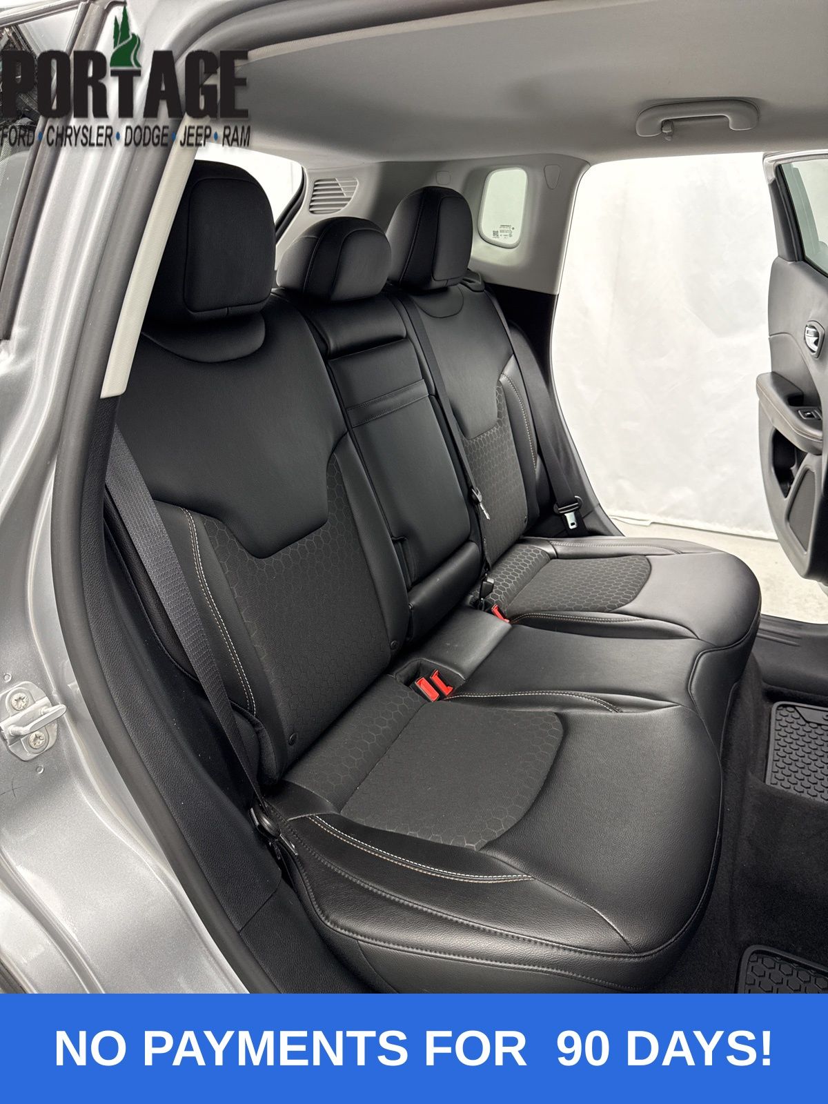 2018 Jeep Compass Latitude photo 24