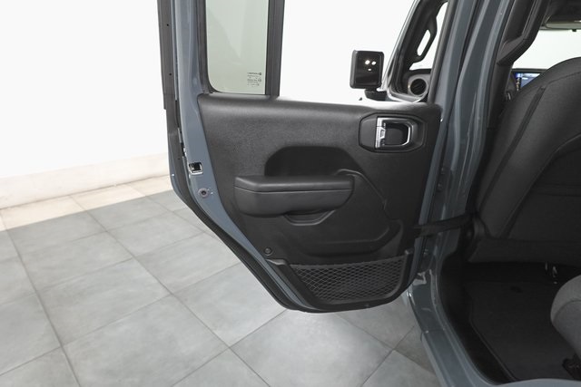 2025 Jeep Wrangler Sport S photo 21