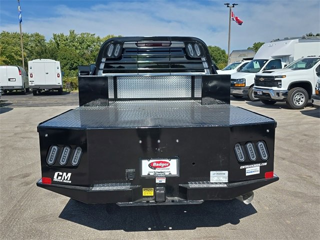2025 Chevrolet Silverado 3500HD photo 3