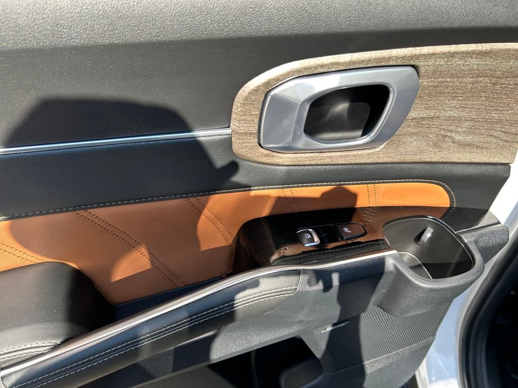 2022 Kia Sorento X-Line SX Prestige photo 19