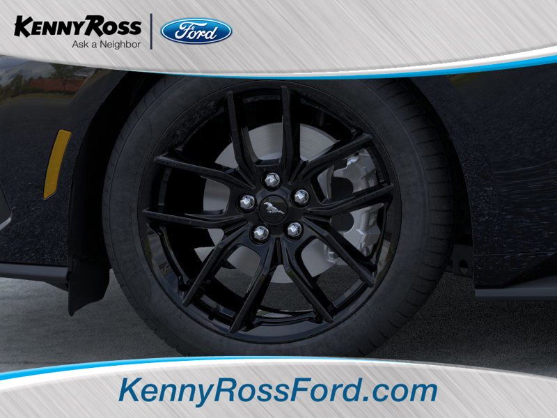 2025 Ford Mustang EcoBoost Premium's photo