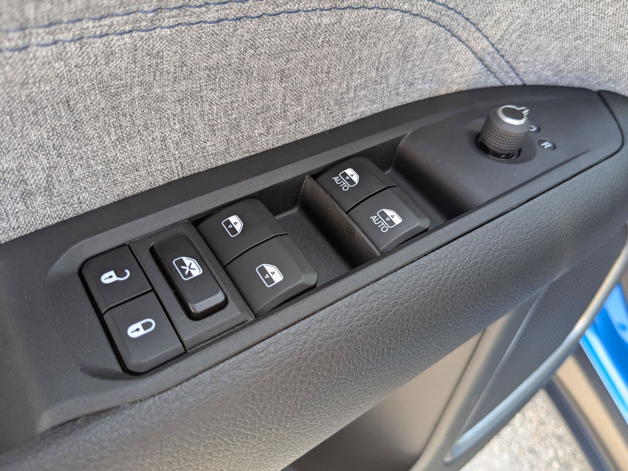 2024 Jeep Compass Sport photo 10