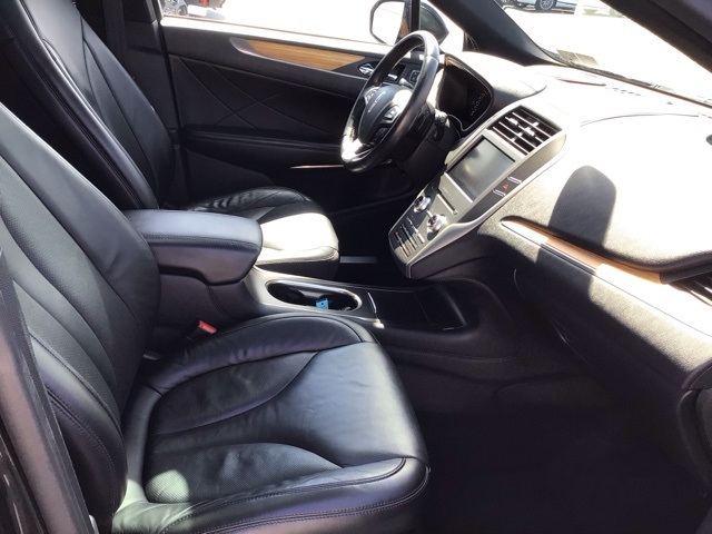 2015 Lincoln MKC Base photo 11