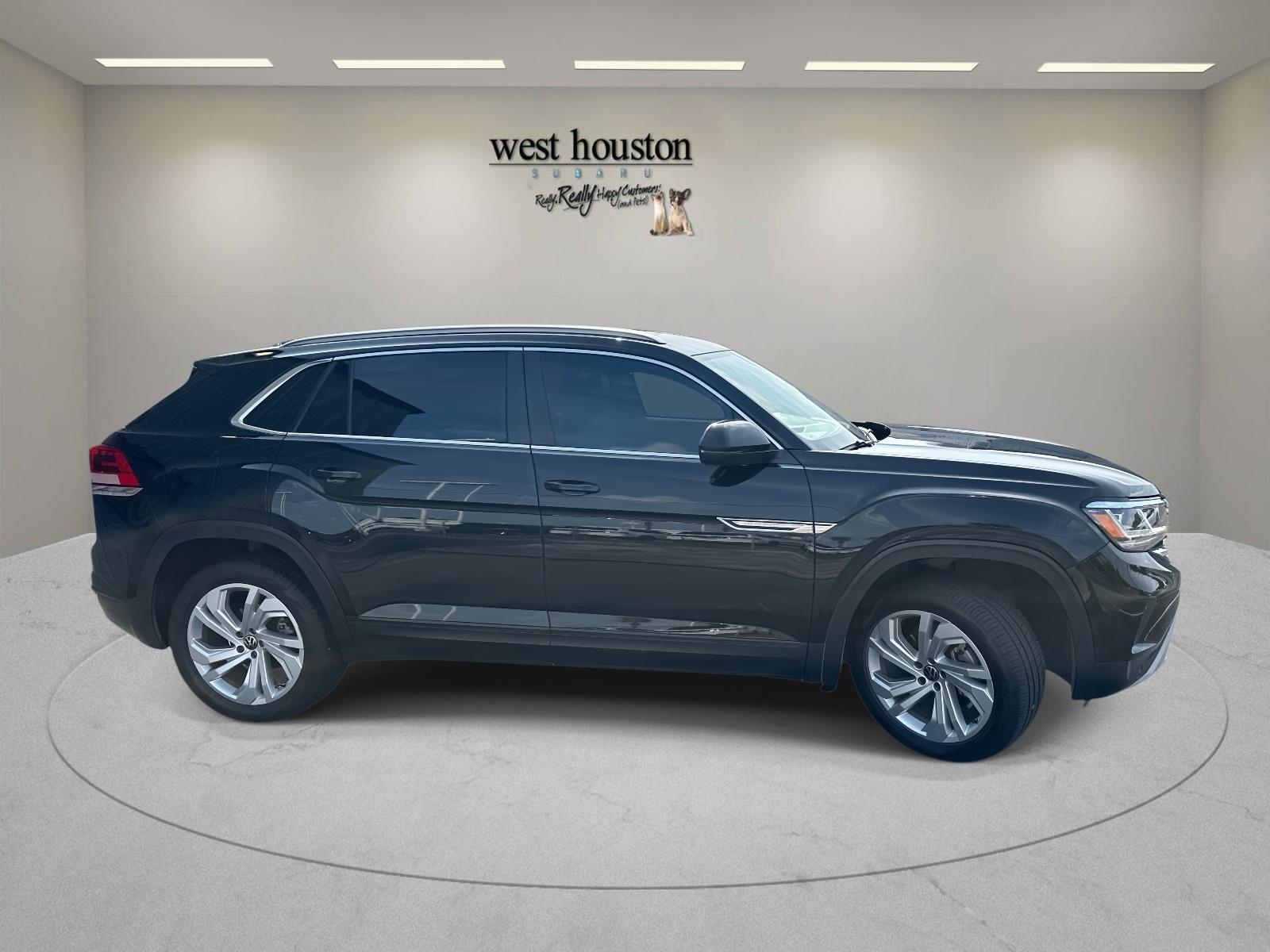 2021 Volkswagen Atlas Cross Sport V6 SEL photo 4