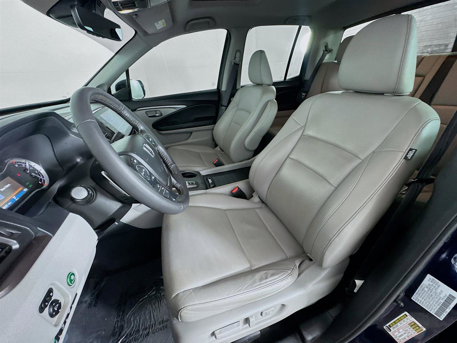 2022 Honda Ridgeline RTL-E photo 10