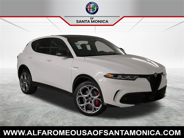 2025 Alfa Romeo Tonale Base's photo