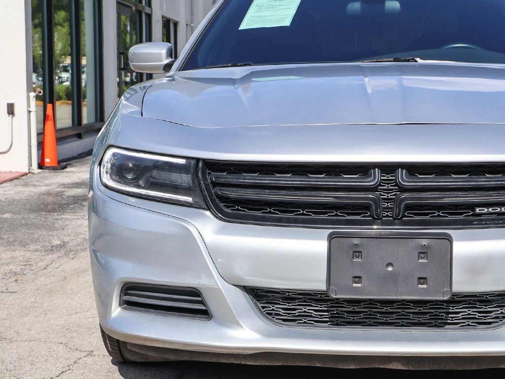 2021 Dodge Charger SXT photo 2