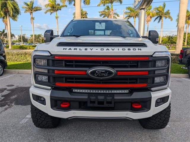 2026 Ford F-250 Lariat photo 3
