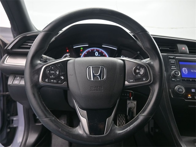 2022 Chevrolet Traverse Leather photo 3