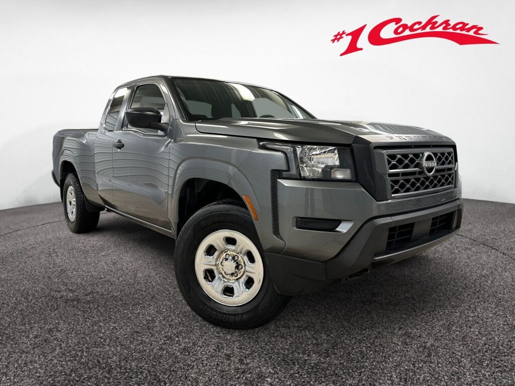 2023 Nissan Frontier S's photo