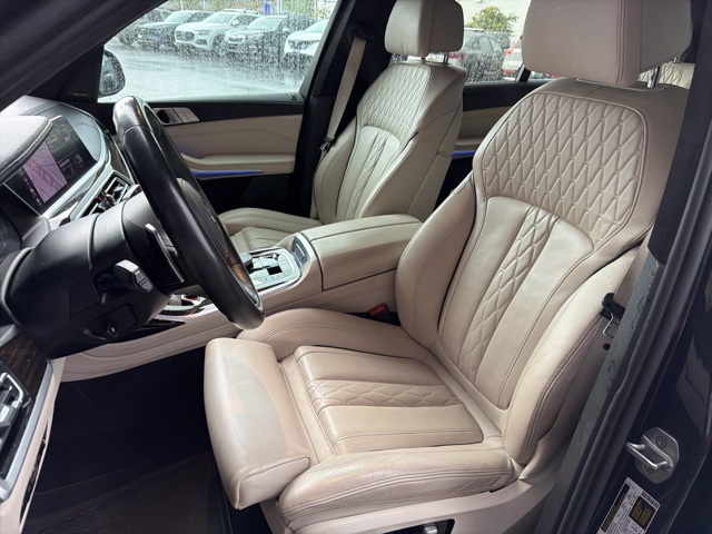 2020 Bmw X7 M50i photo 6