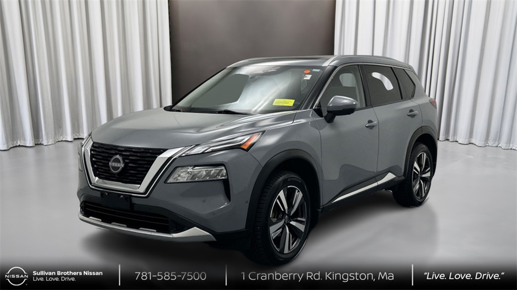 2023 Nissan Rogue Platinum's photo