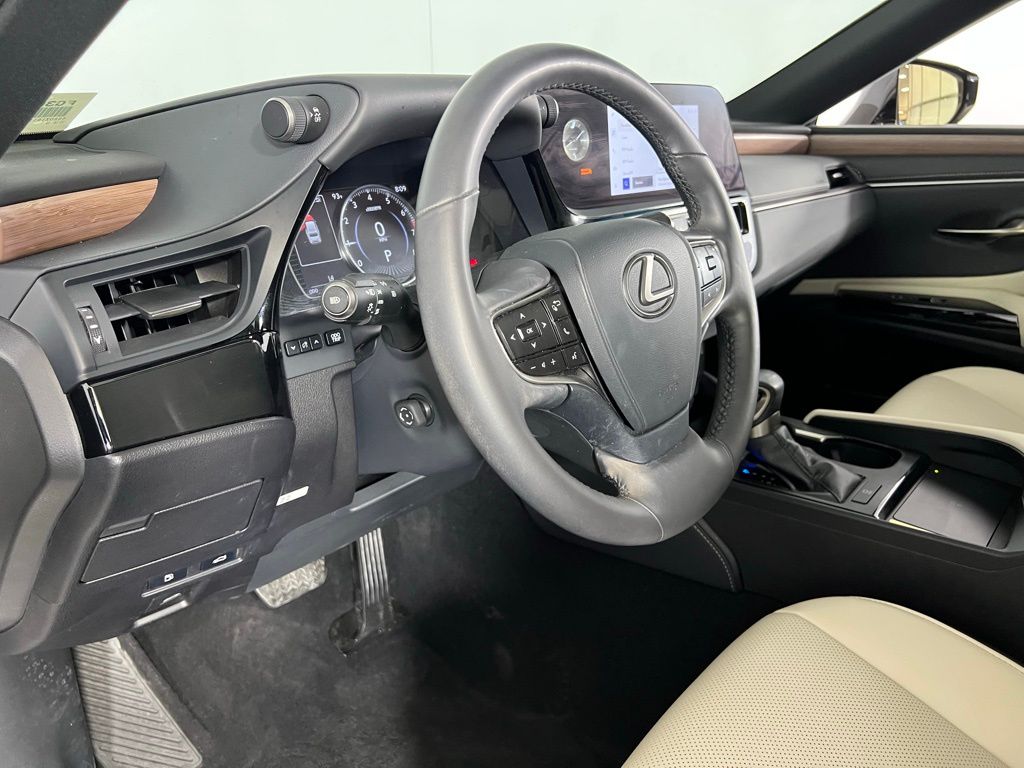 2023 Lexus ES 350 photo 18