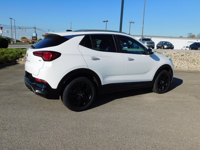 2024 Buick Encore GX Sport Touring photo 3