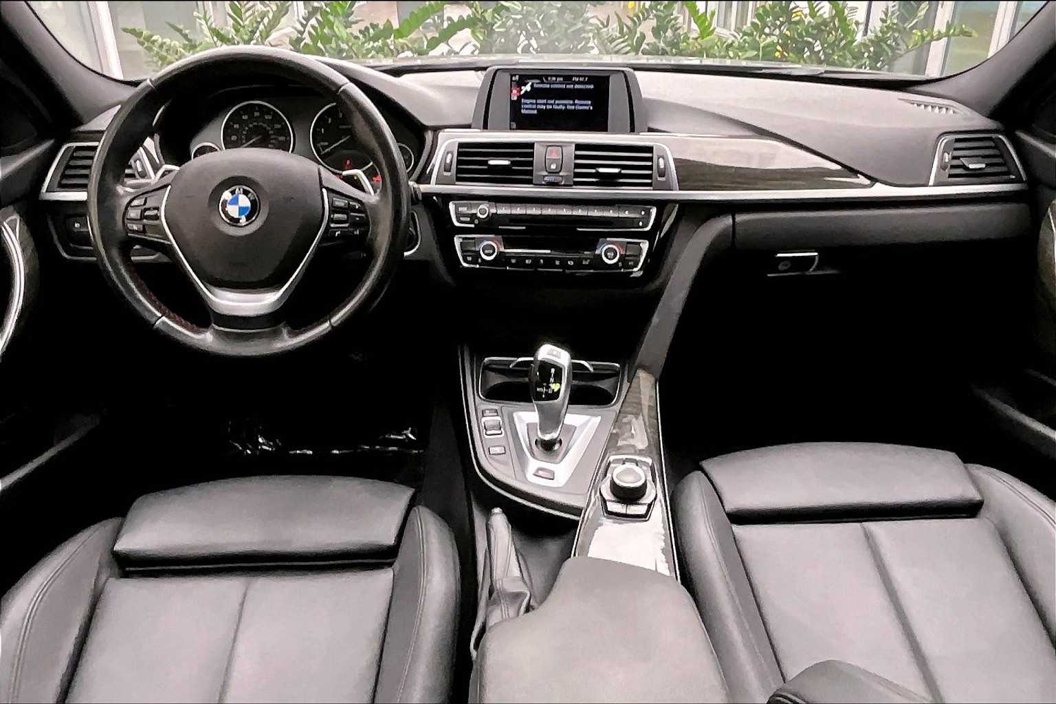 2017 Bmw 330e 3-Series photo 12