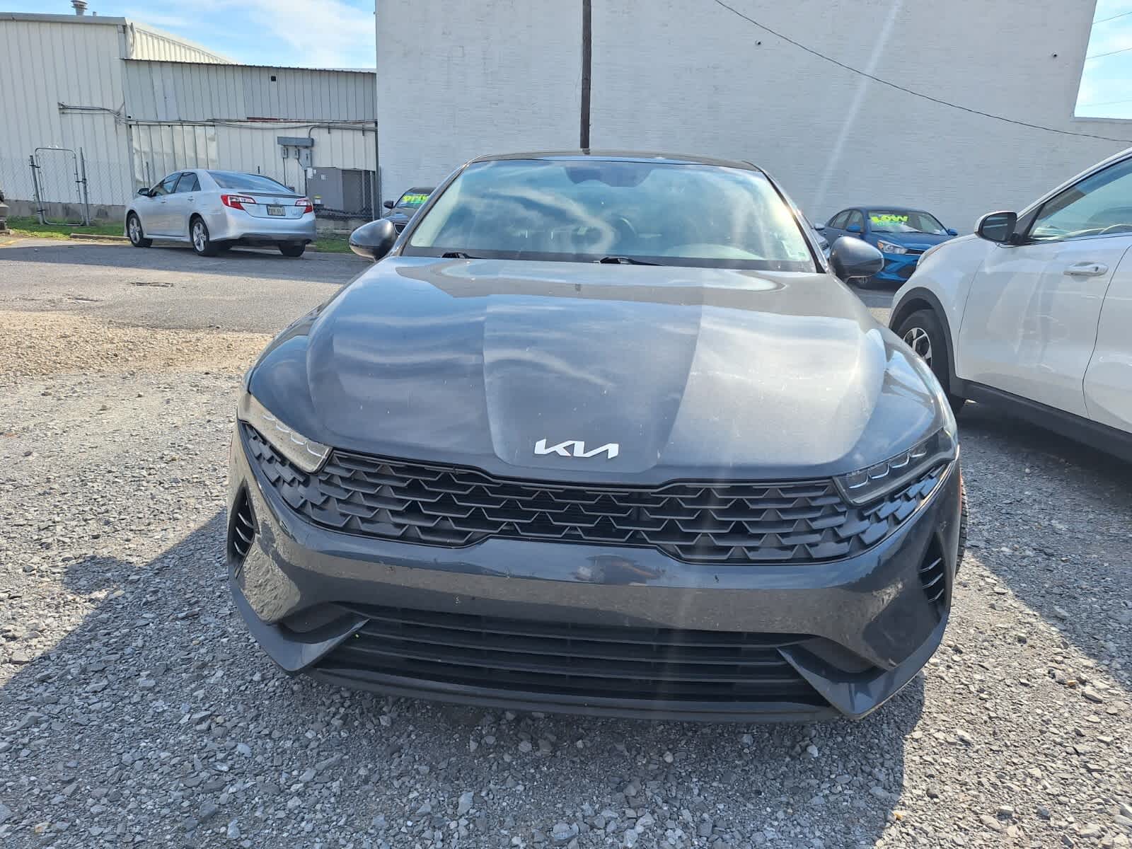 2022 Kia K5 EX photo 2