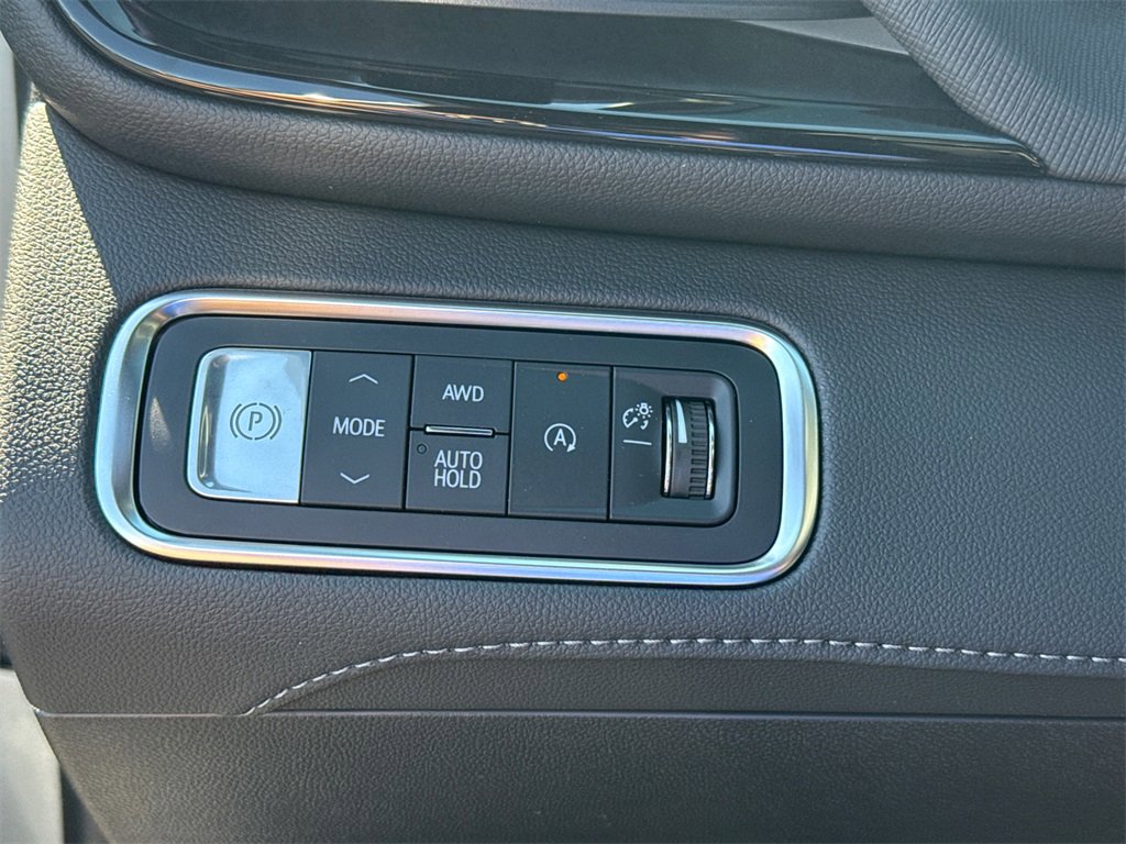 2026 Buick Enclave Preferred photo 18
