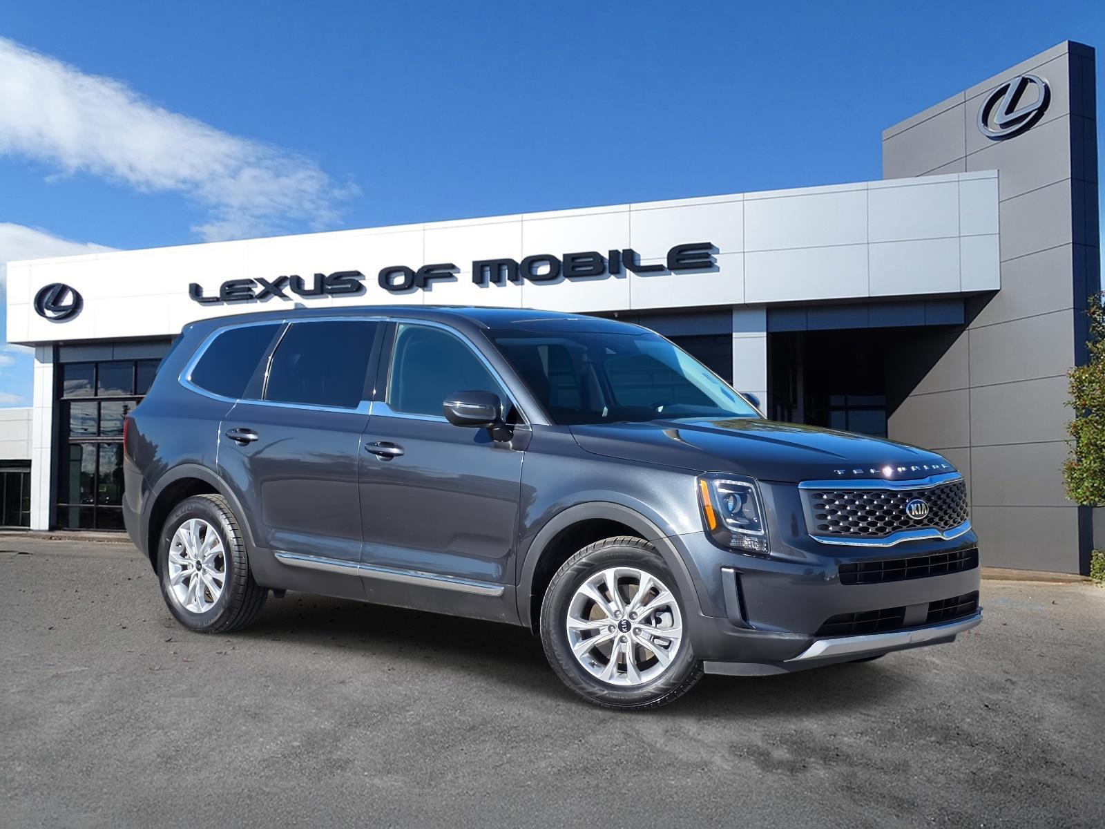 2020 Kia Telluride LX's photo