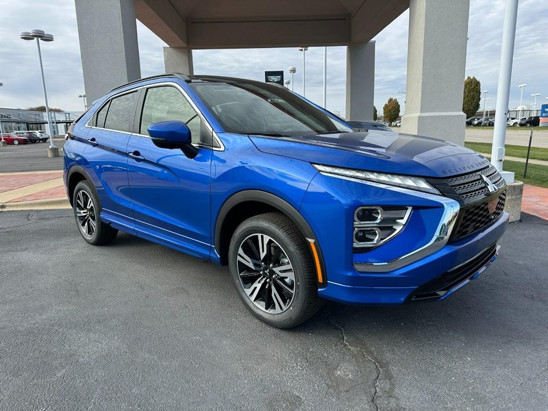 2026 Mitsubishi Eclipse Cross SEL photo 2