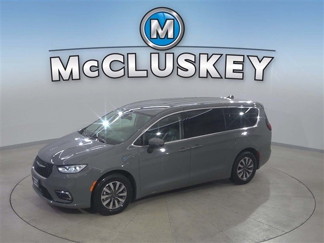 2023 Chrysler Pacifica Hybrid