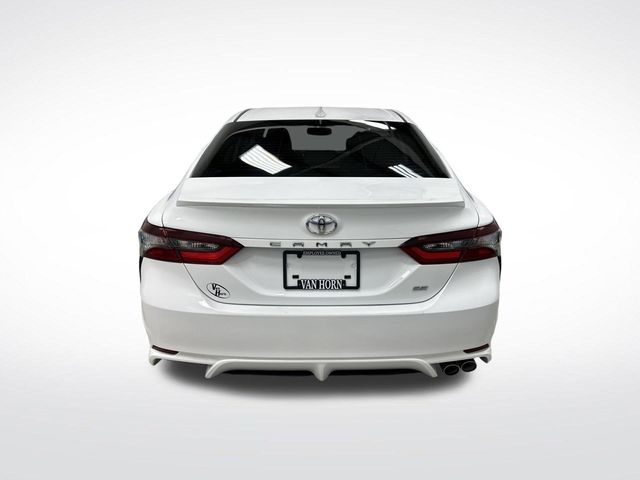 2023 Toyota Camry SE photo 12