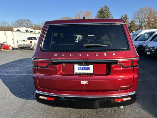2024 Jeep Wagoneer L Series III photo 4