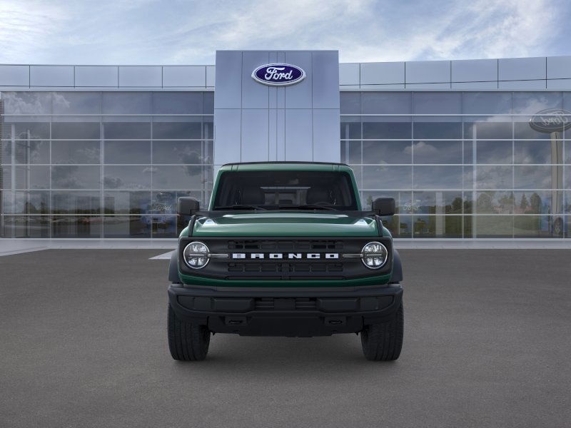 2025 Ford Bronco Base photo 5