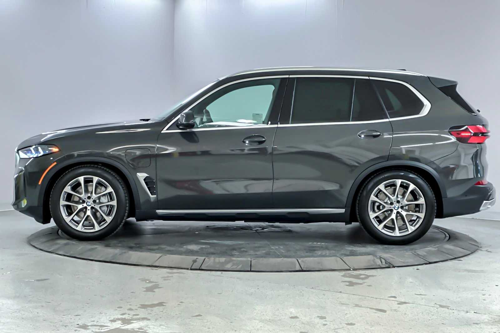 2026 Bmw X5 xDrive50e photo 5