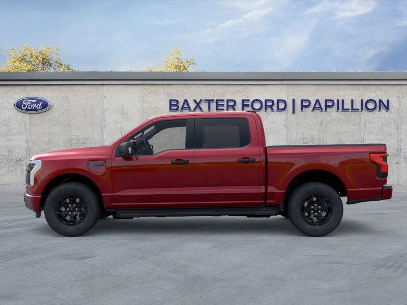 2025 Ford F-150 Lightning XLT photo 17