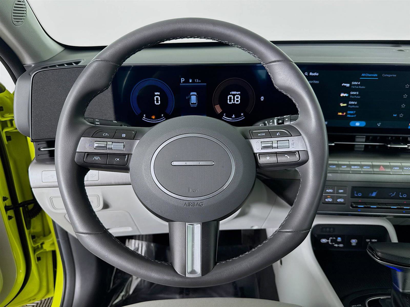 2024 Hyundai Kona SEL photo 12