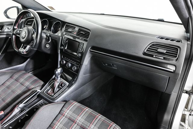 2015 Volkswagen Golf GTI S photo 21