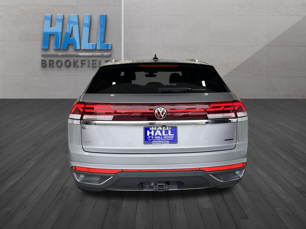2024 Volkswagen Atlas Cross Sport SE Technology photo 4