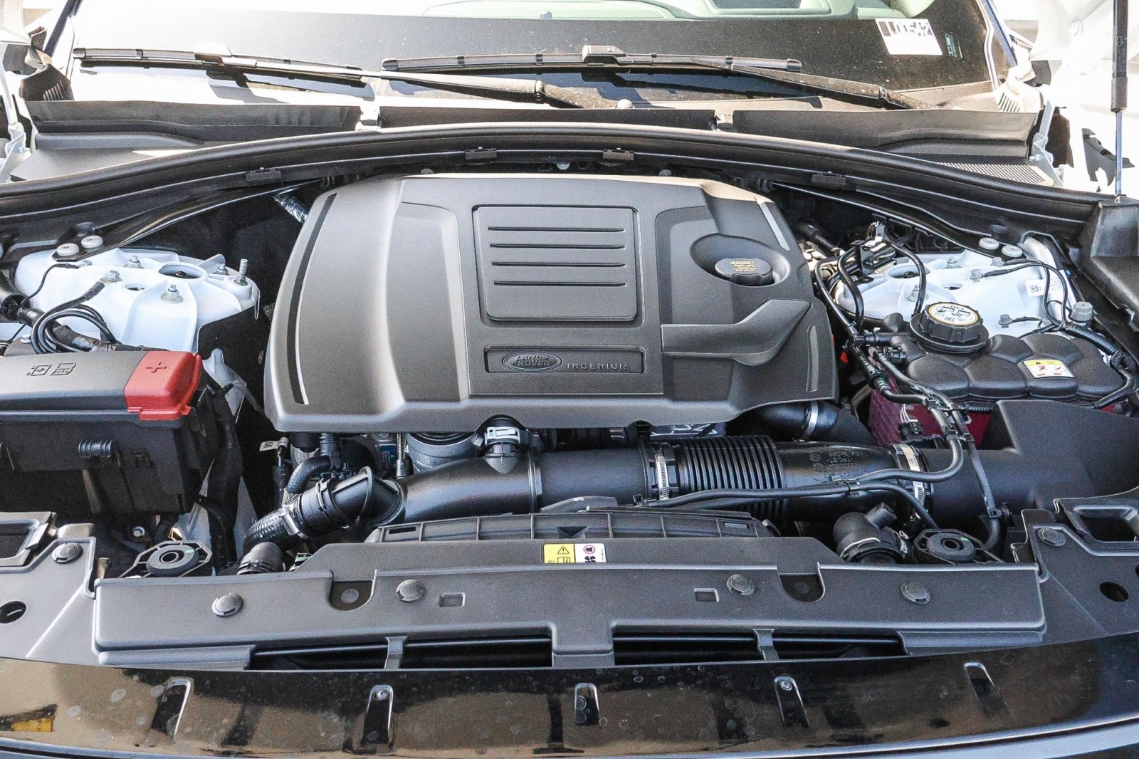 2026 Land Rover Range Rover Velar S photo 24