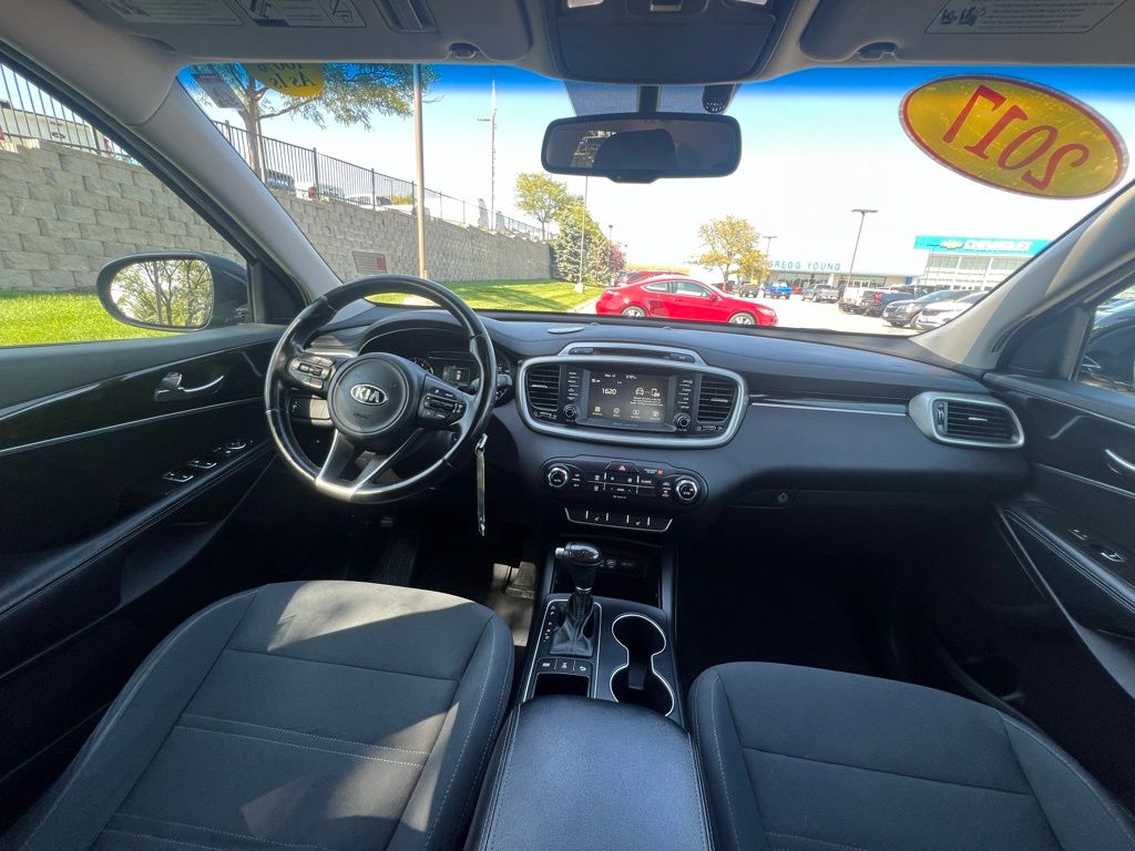 2017 Kia Sorento LX photo 22