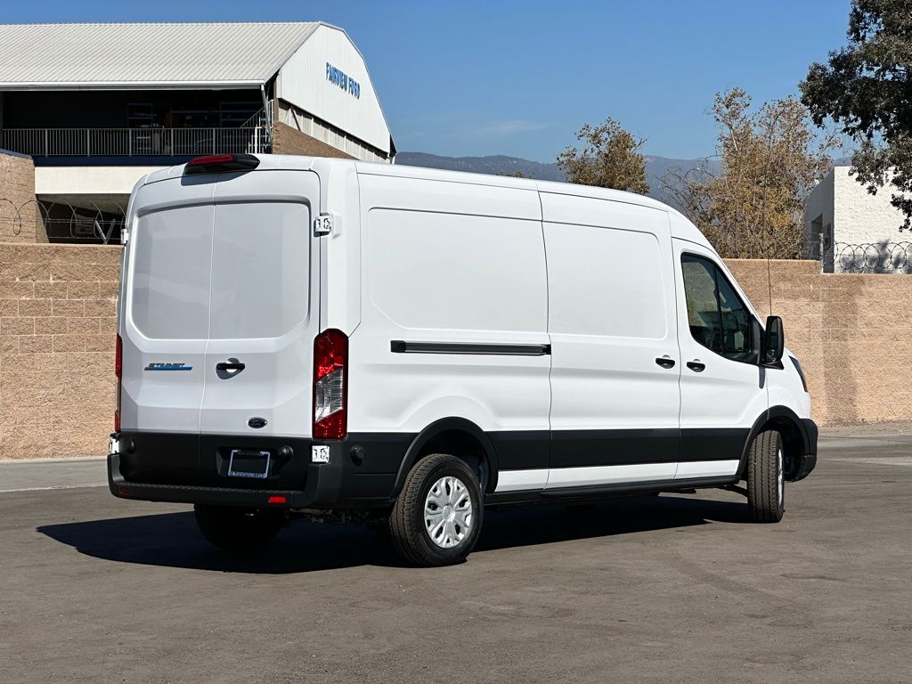2024 Ford E-Transit 350