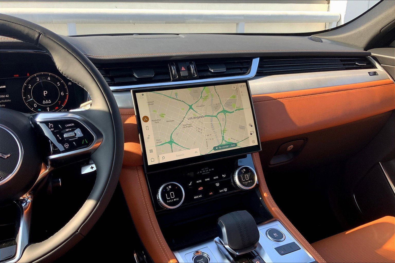 2026 Jaguar F-PACE P250 R-Dynamic S photo 5