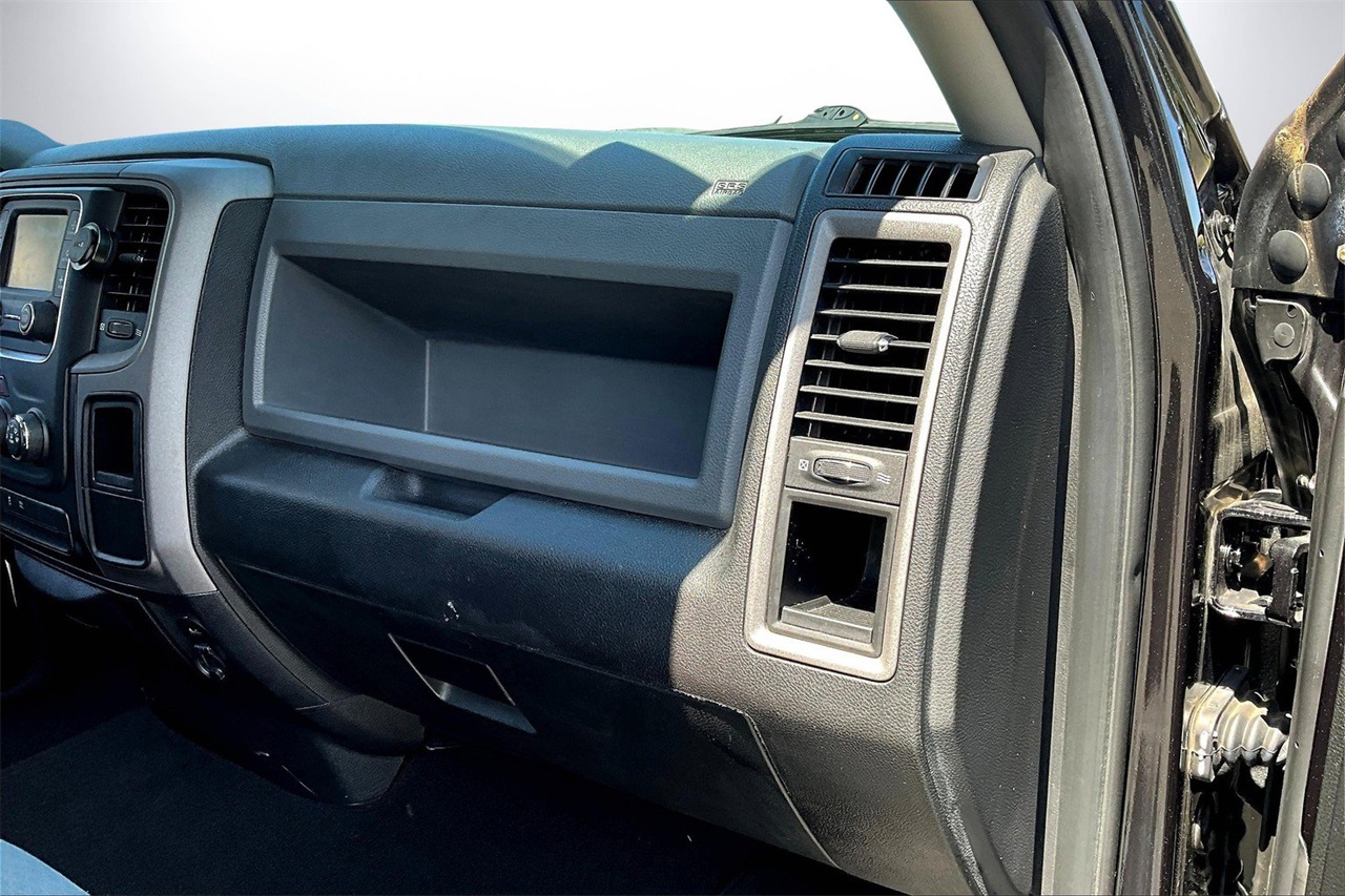 2017 Ram 1500 Express photo 15