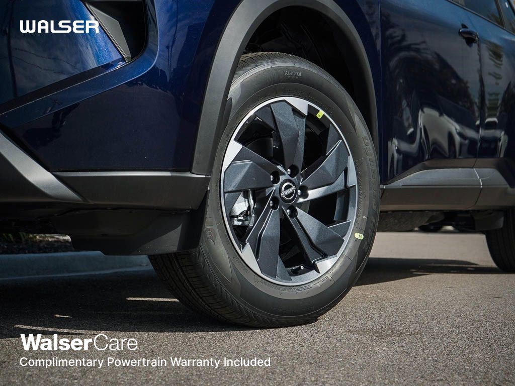 2026 Nissan Rogue SV photo 4