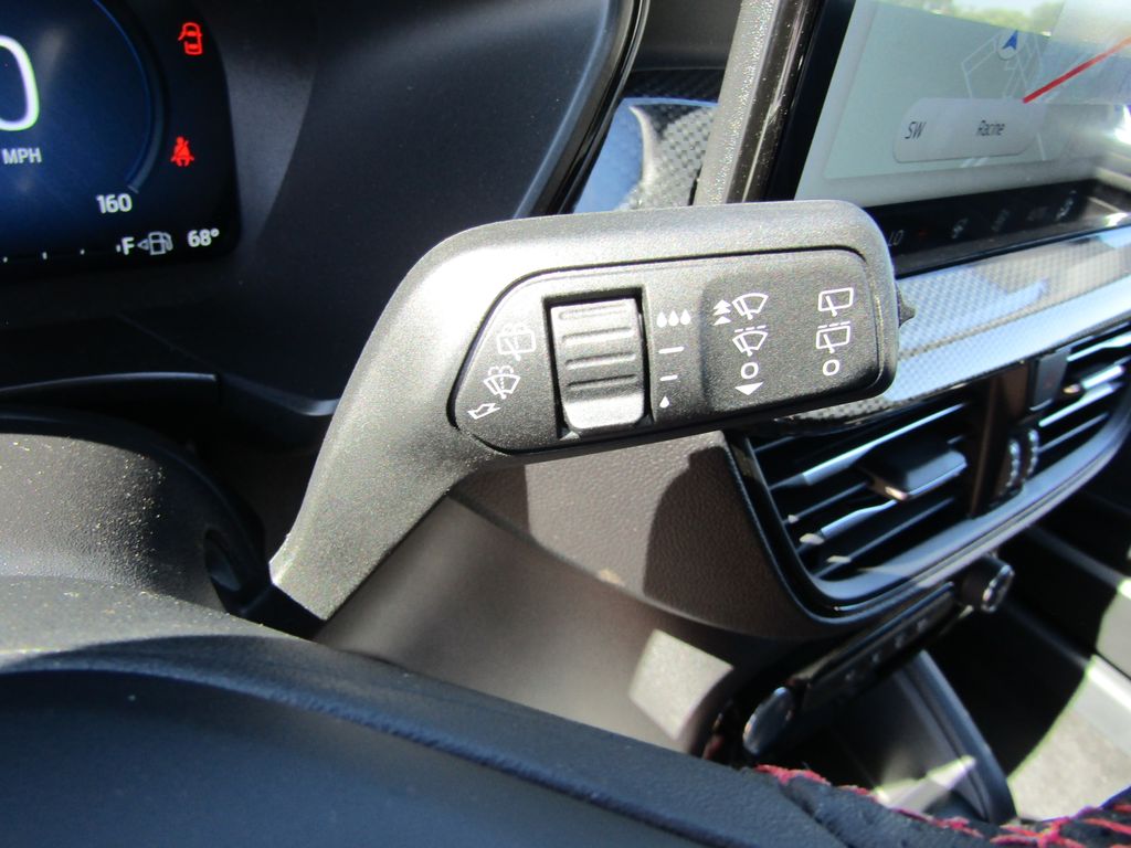 2025 Ford Escape ST-Line Select photo 20