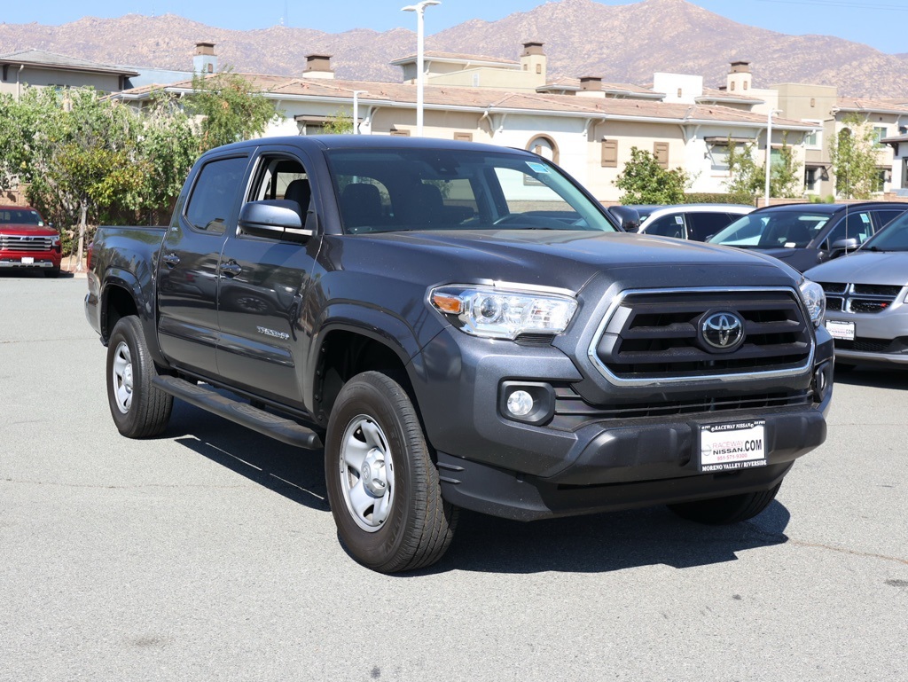 2021 Toyota Tacoma SR5's photo