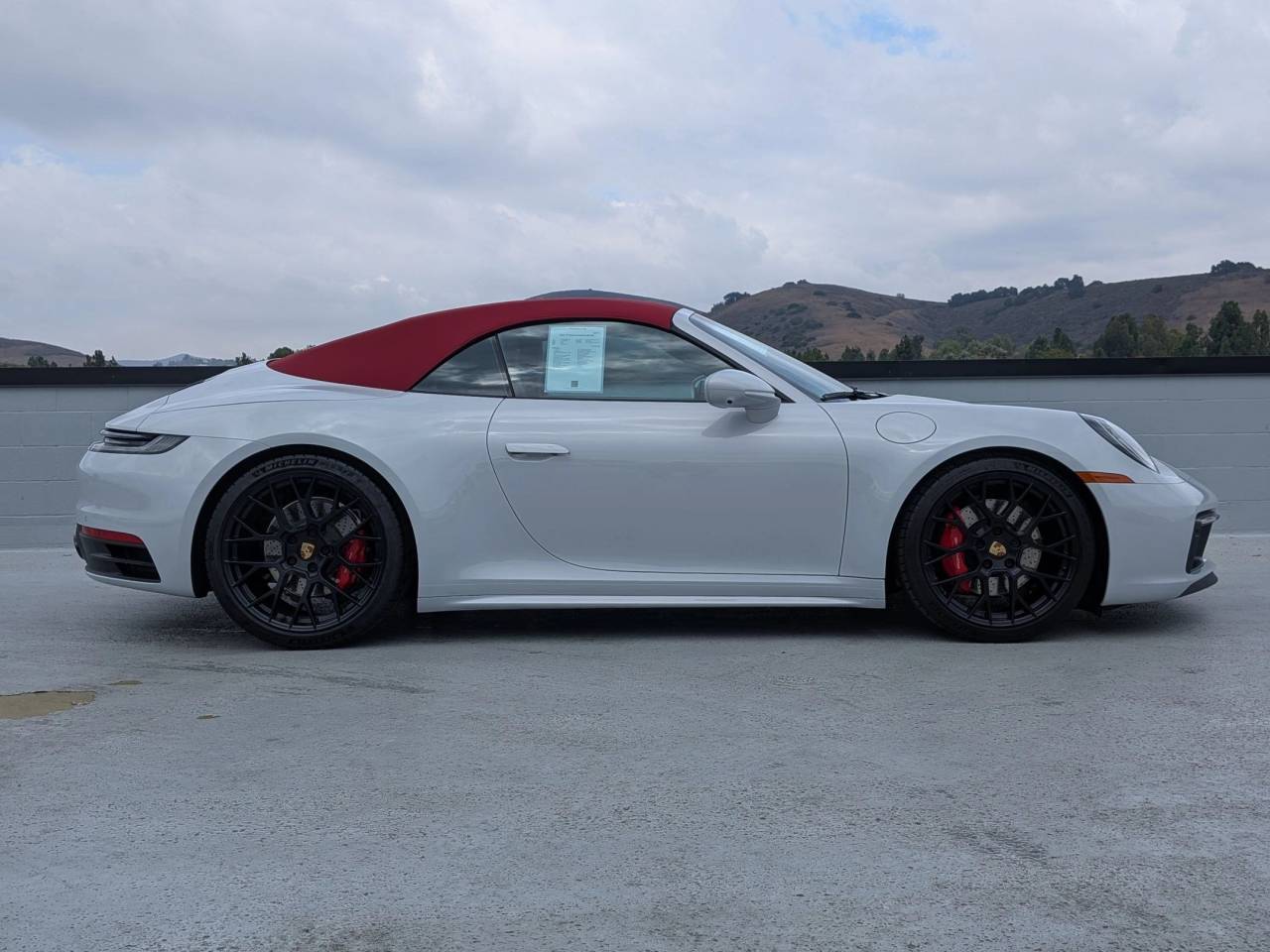 2024 Porsche 911 S photo 8